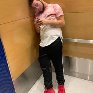 Meet your Posher, Christopher